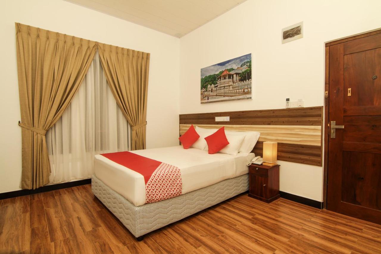 Clove Transit Hotel Kotugoda Экстерьер фото
